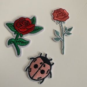 NEW TREND💙3 iron on patches.